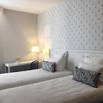 Vaugirard Hotel 3*