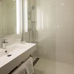 Vaugirard Hotel