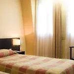 Vaugirard Hotel