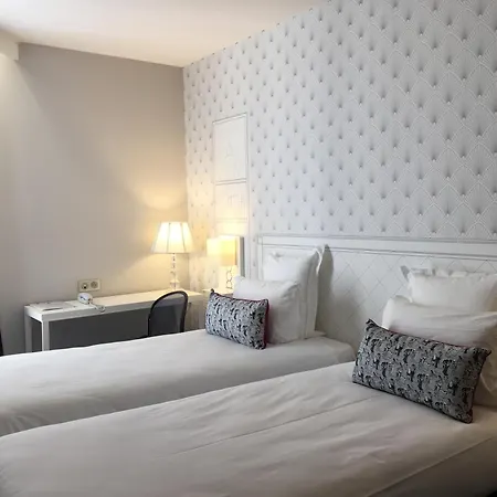 Vaugirard Otel 3*