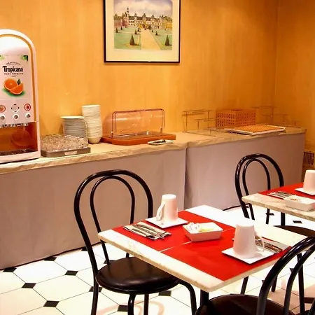 Vaugirard Hotel