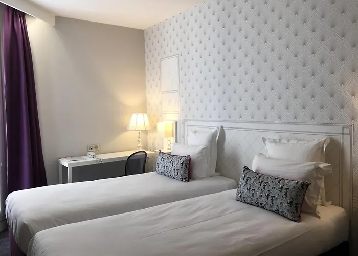 Vaugirard Hotel 3*