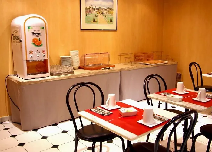 Vaugirard Hotel