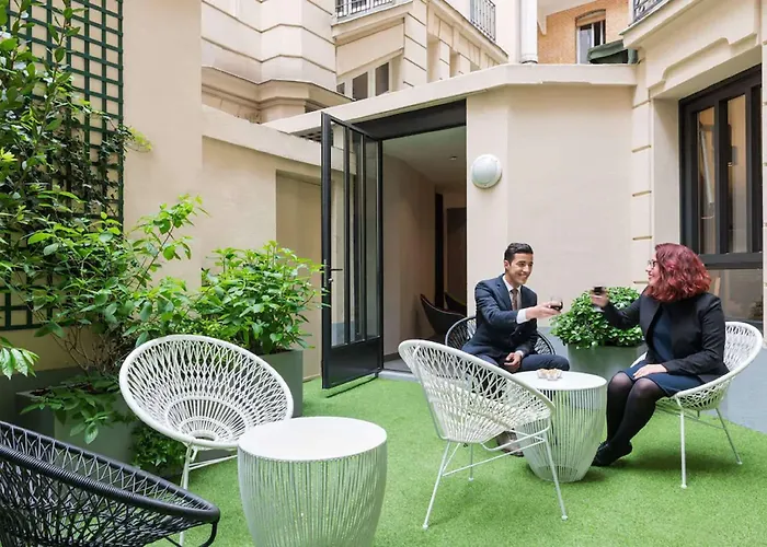 Szálloda Vaugirard 3*