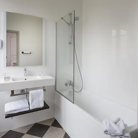 Vaugirard Hotel
