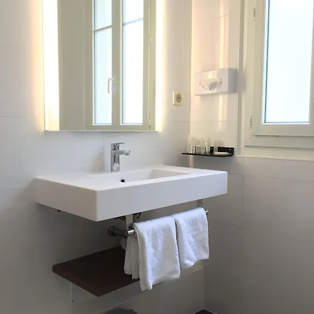 Vaugirard Hotel Paris