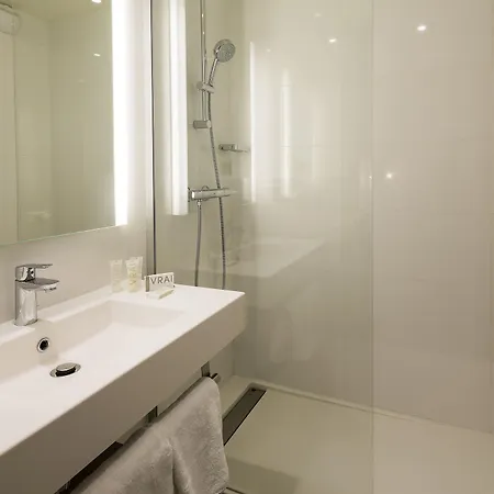 Vaugirard Hotel Paris