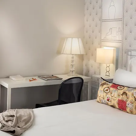 Hotell Vaugirard 3*