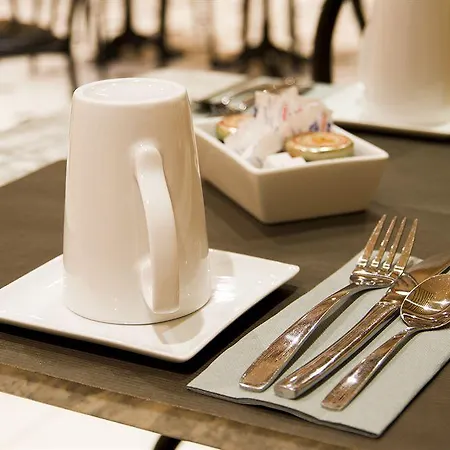 巴黎伏吉拉尔酒店 酒店