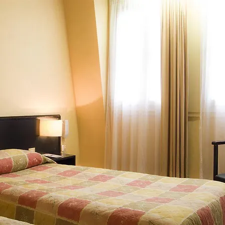 Vaugirard Hotel