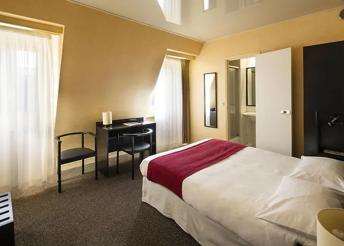 Vaugirard Hotel Paris